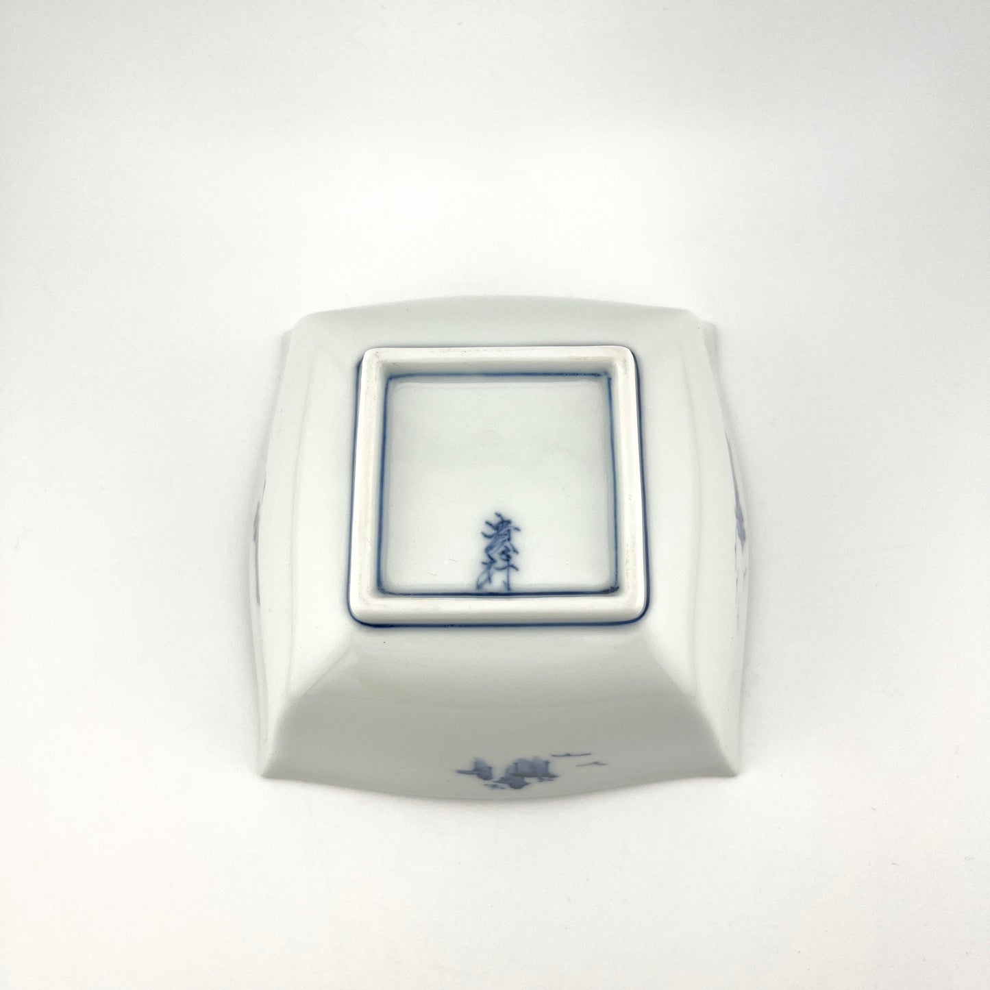 有田焼 貴祥窯 染付見込山水角小鉢