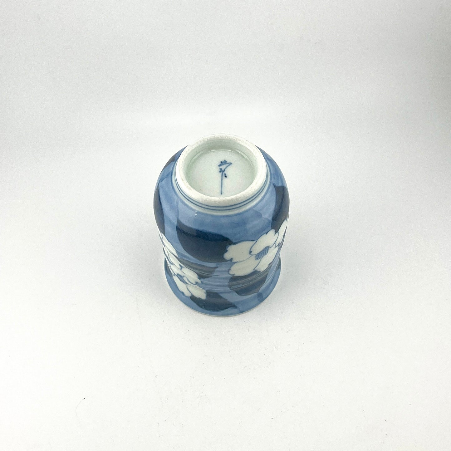 有田焼 そうた窯 惣太窯 染付手造り椿絵湯吞(小)