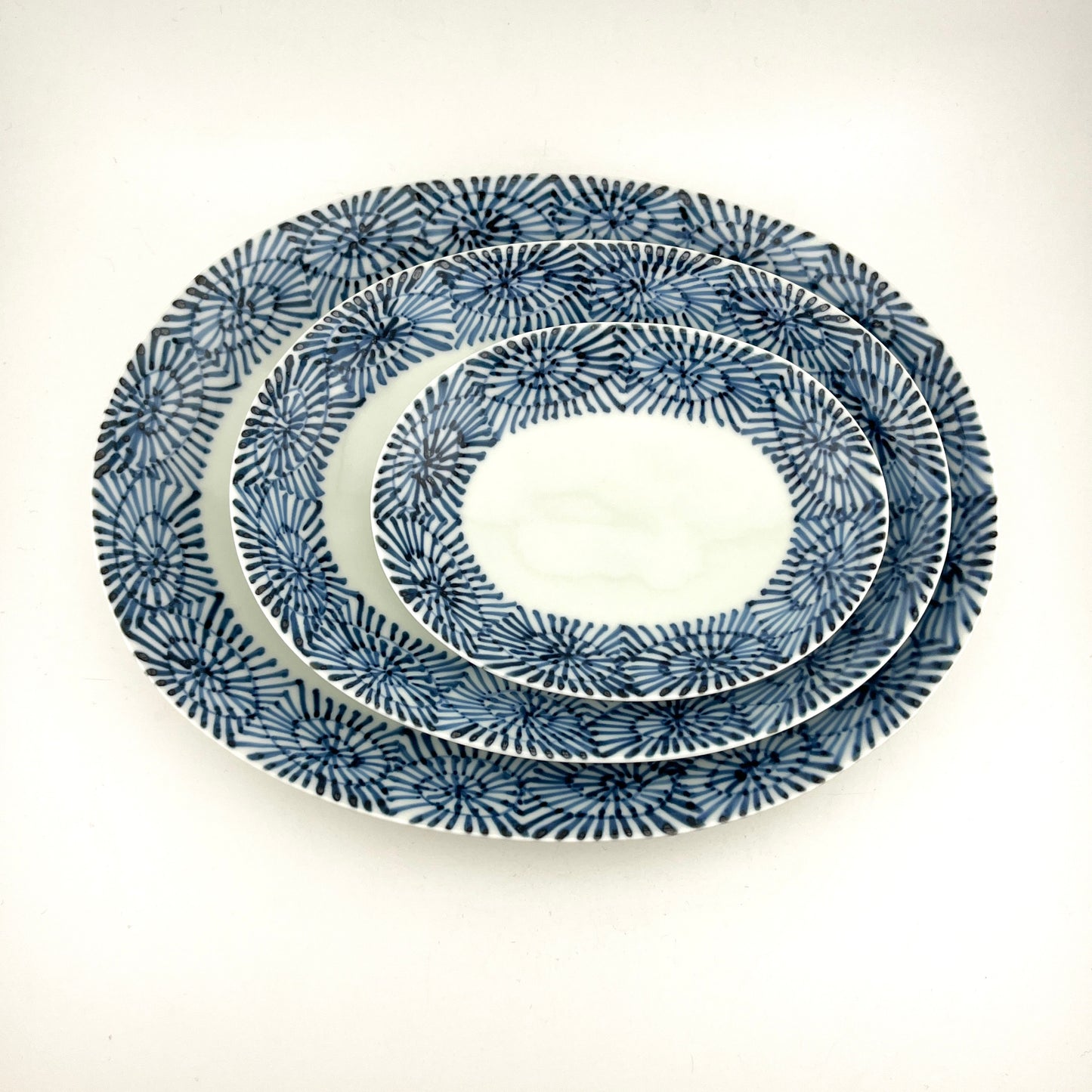 有田焼 そうた窯 惣太窯 蛸唐草楕円皿(中)