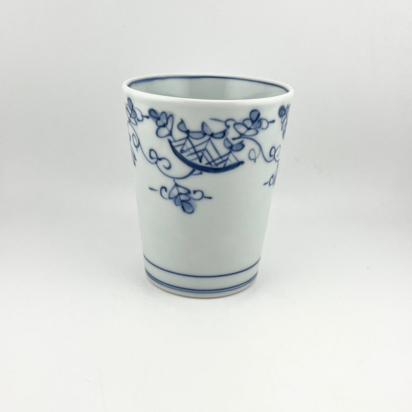 有田焼 青花 しん窯 唐草異人 ミルクカップ