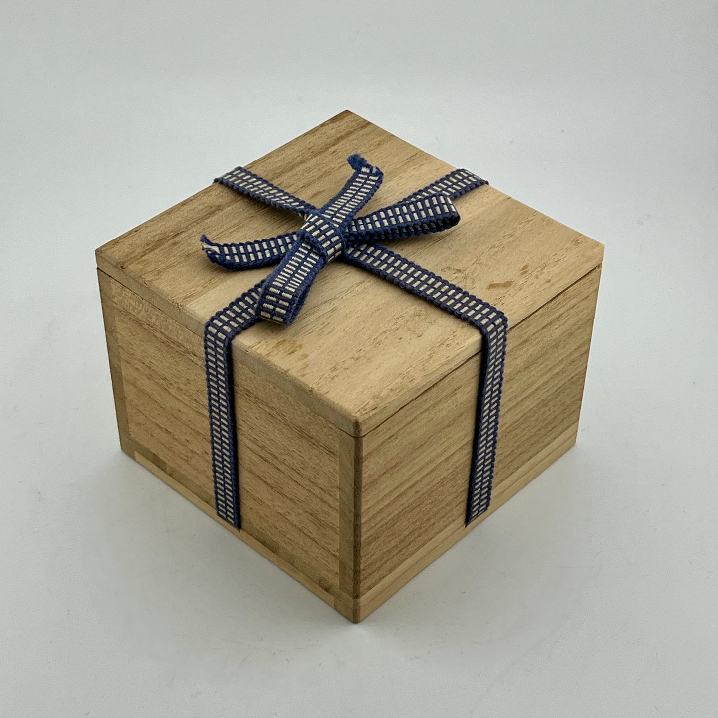 壺屋焼 人間国宝 金城次郎作 魚文水滴