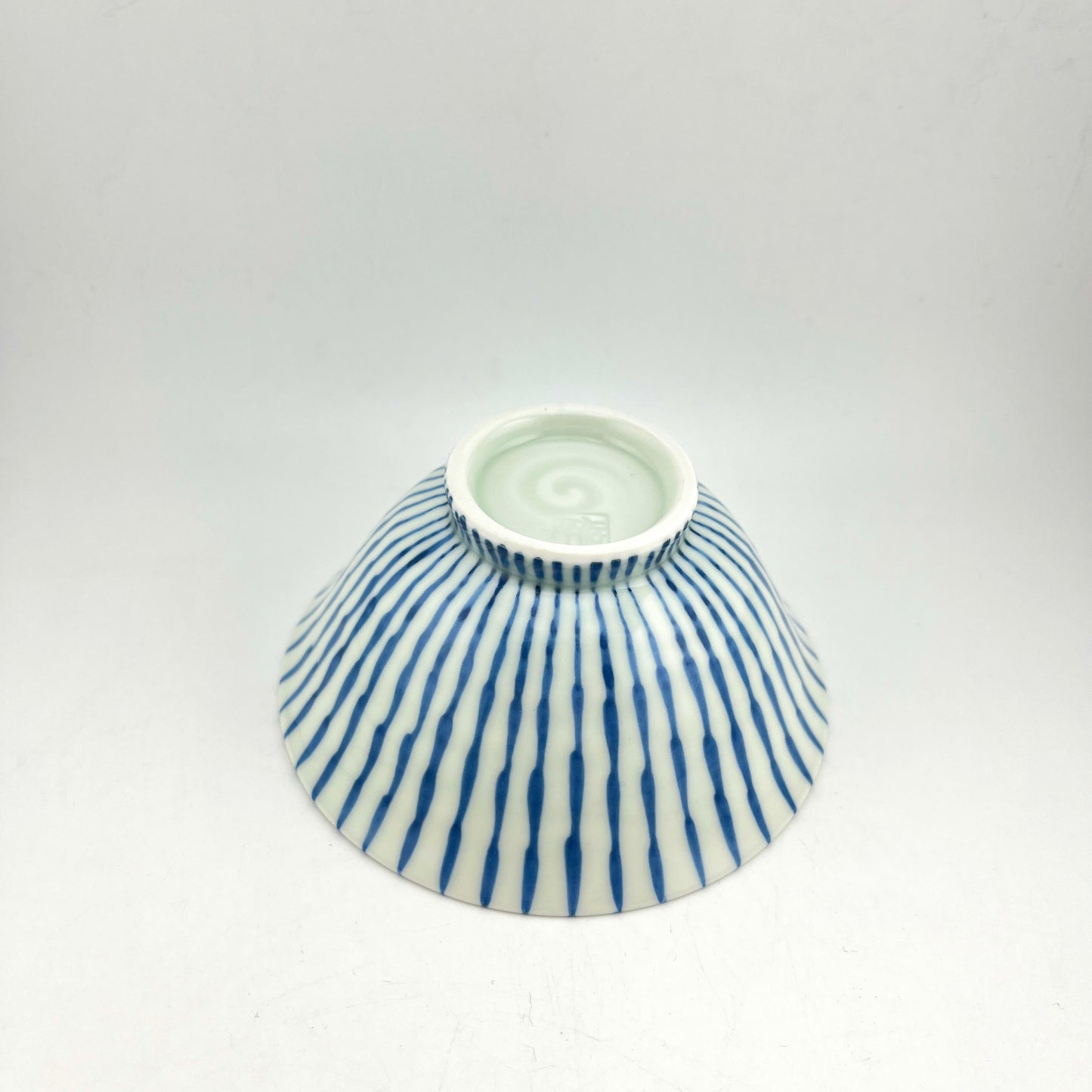 有田焼 伝平窯 染付十草飯碗 (小)