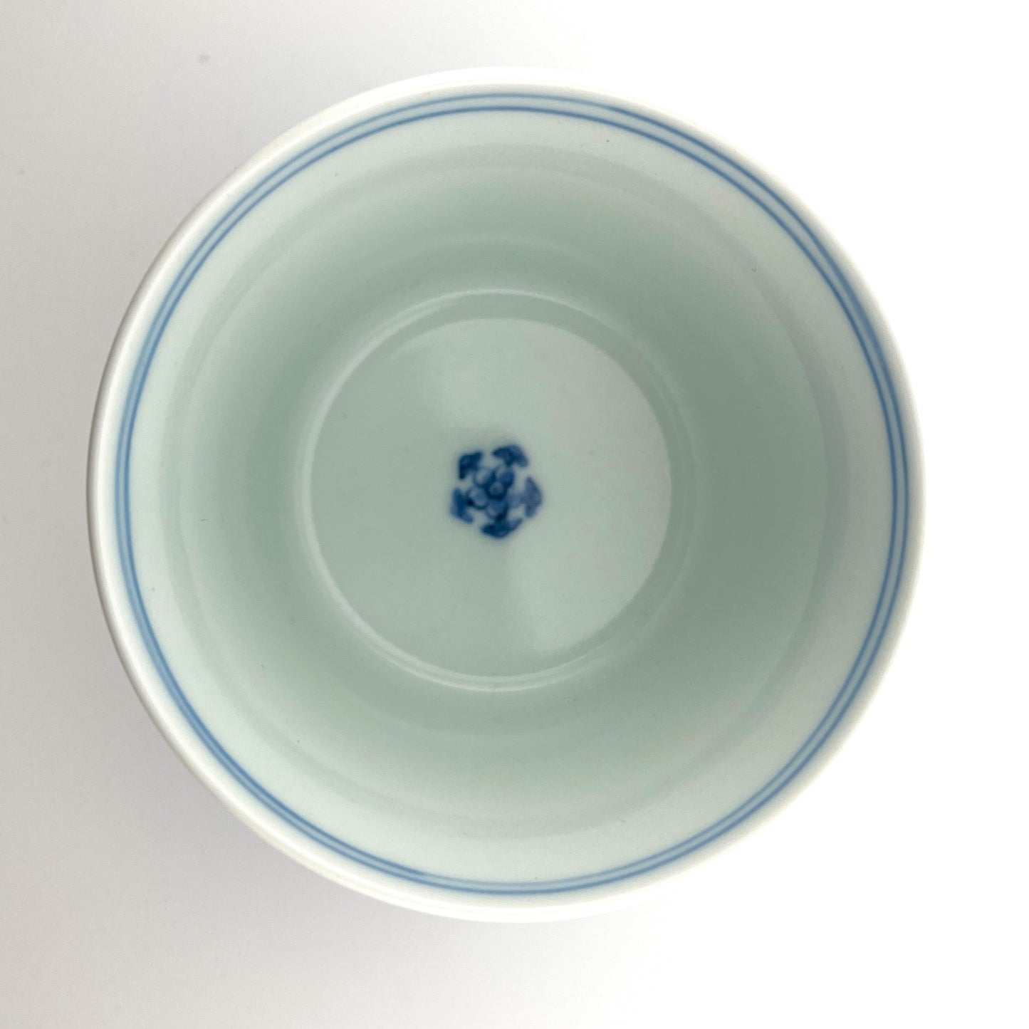 有田焼 貴祥窯 染付菊柴垣文そば猪口