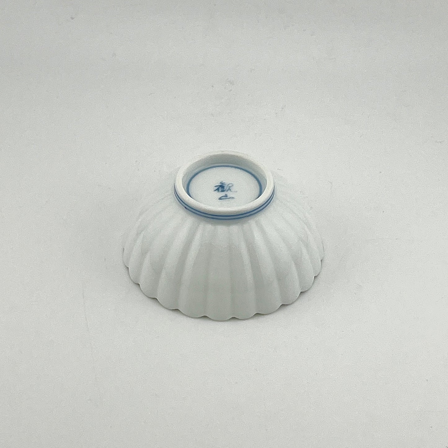 伊万里焼 観山窯 白磁菊割小付