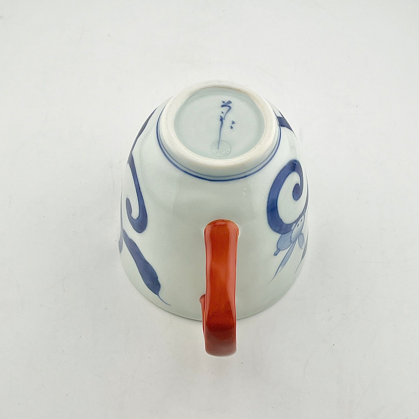 有田焼 惣太窯 二方唐草兎マグカップ