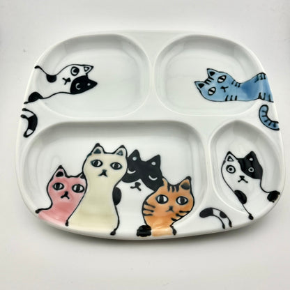 波佐見焼 大新窯 ネコ会議プレート皿 – 生活民芸 なかむた ~Japan Folk 波佐見焼 大新窯 ネコ会議プレート皿 – 生活民芸 なかむた ~Japan Folk