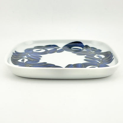 波佐見焼　中善窯　マジョリカ　スクエアプレート(小)