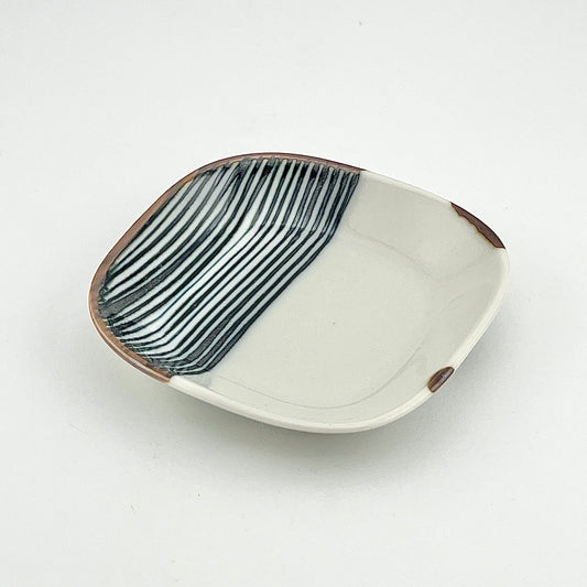 波佐見焼　福峰窯　ハーフライン　角小皿