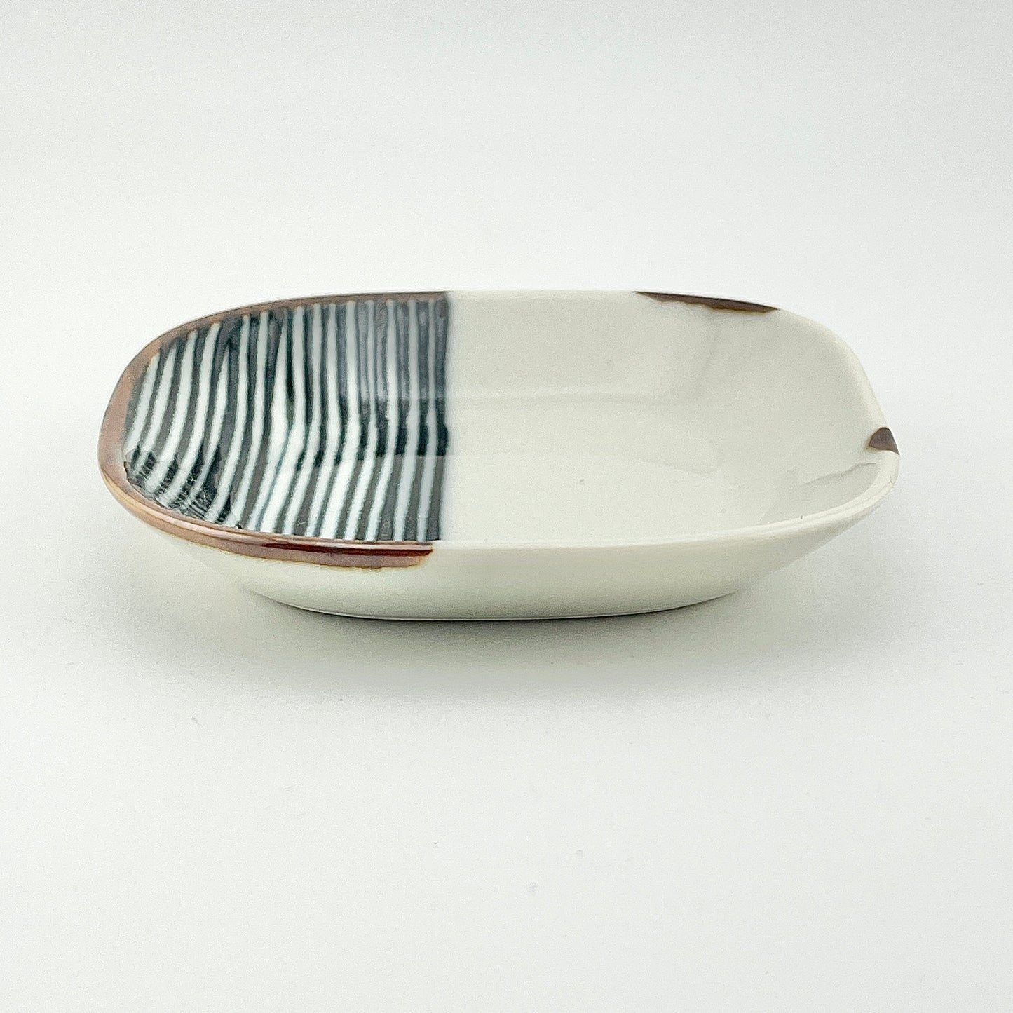 波佐見焼　福峰窯　ハーフライン　角小皿