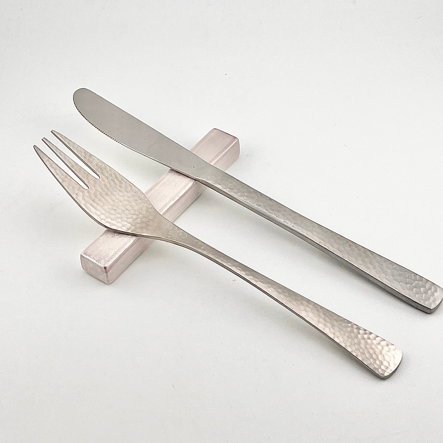 波佐見焼　IREKO　カトラリーレスト　ラスター　パール