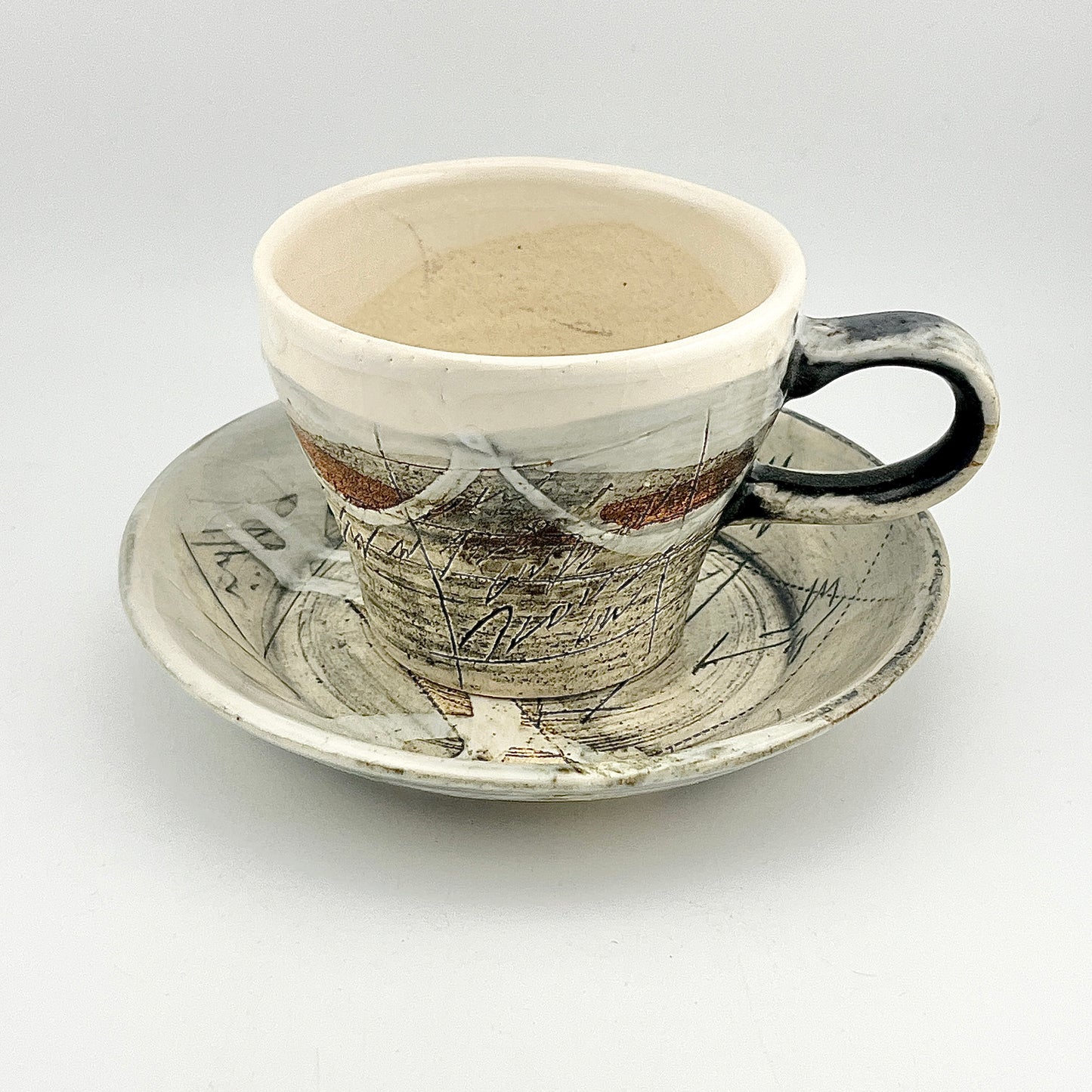 美濃焼　鶴林窯　線刻　カップ＆ソーサー