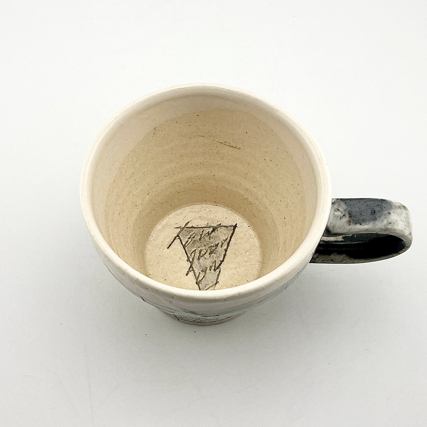 美濃焼　鶴林窯　線刻　カップ＆ソーサー