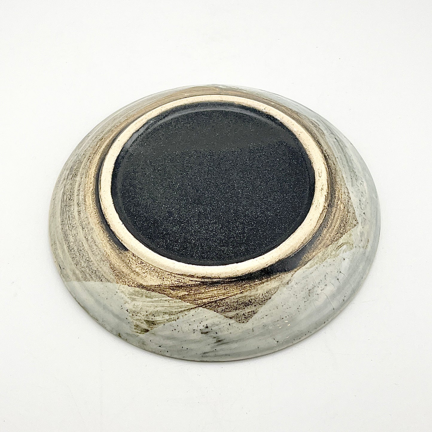 美濃焼　鶴林窯　線刻　カップ＆ソーサー