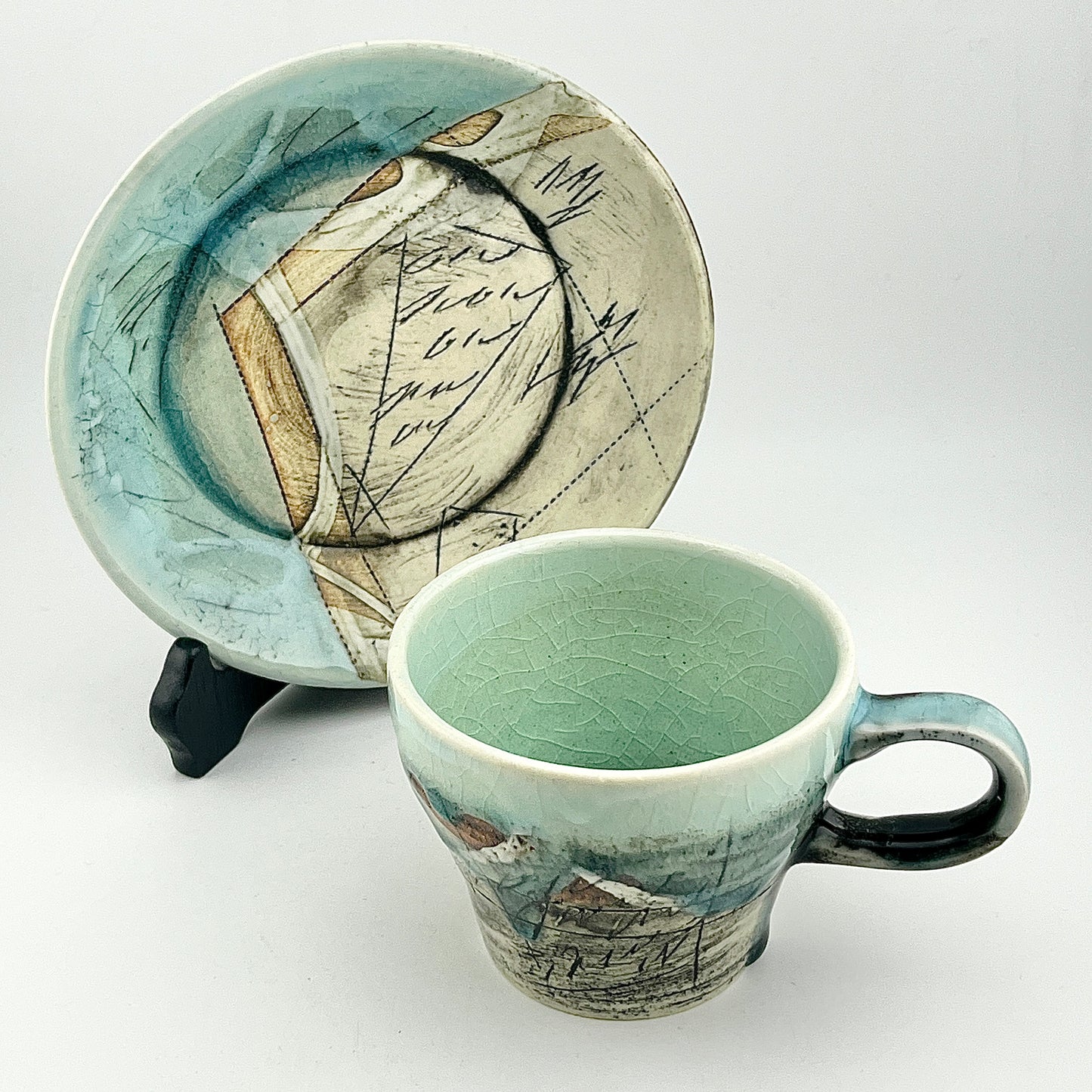美濃焼　鶴林窯　線刻　カップ＆ソーサー