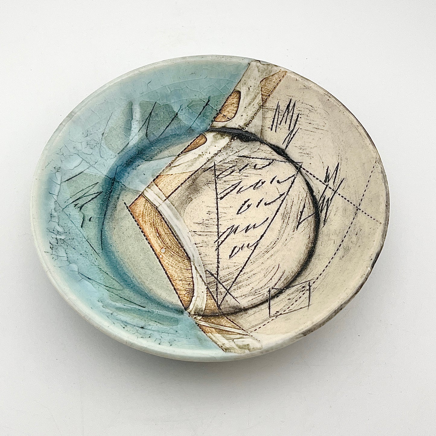 美濃焼　鶴林窯　線刻　カップ＆ソーサー