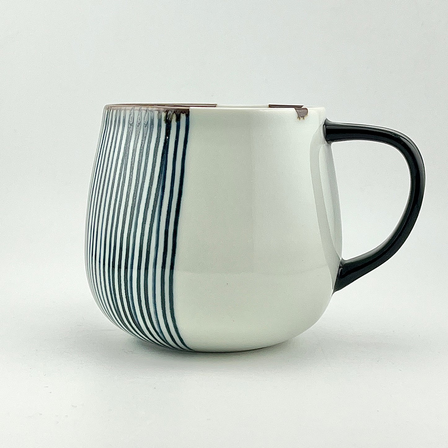 波佐見焼　福峰窯　ハーフライン　マグカップ