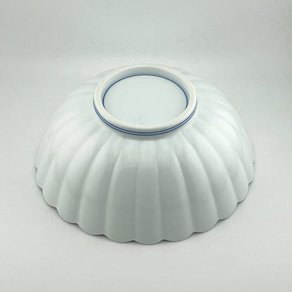 伊万里焼　観山窯　白磁菊割六寸鉢