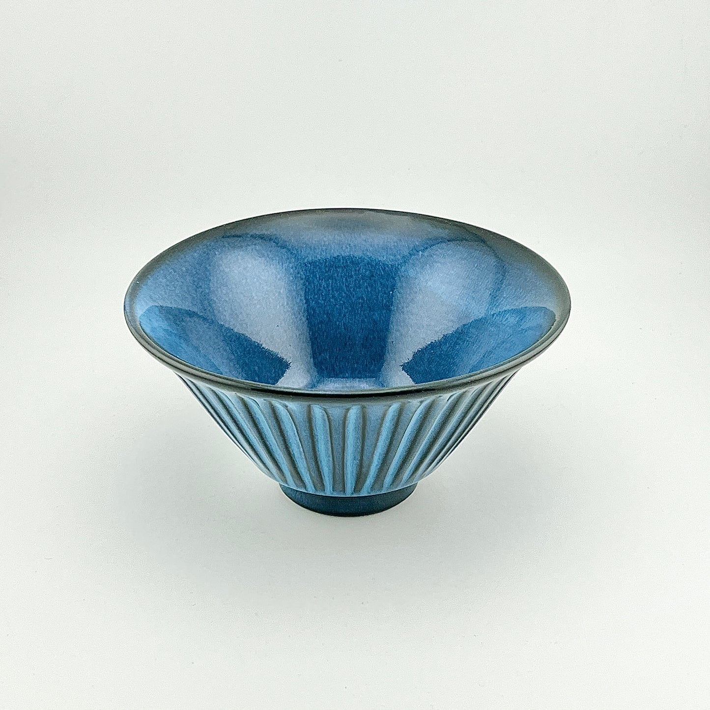 波佐見焼　利左エ門窯　ブルー彫　茶付