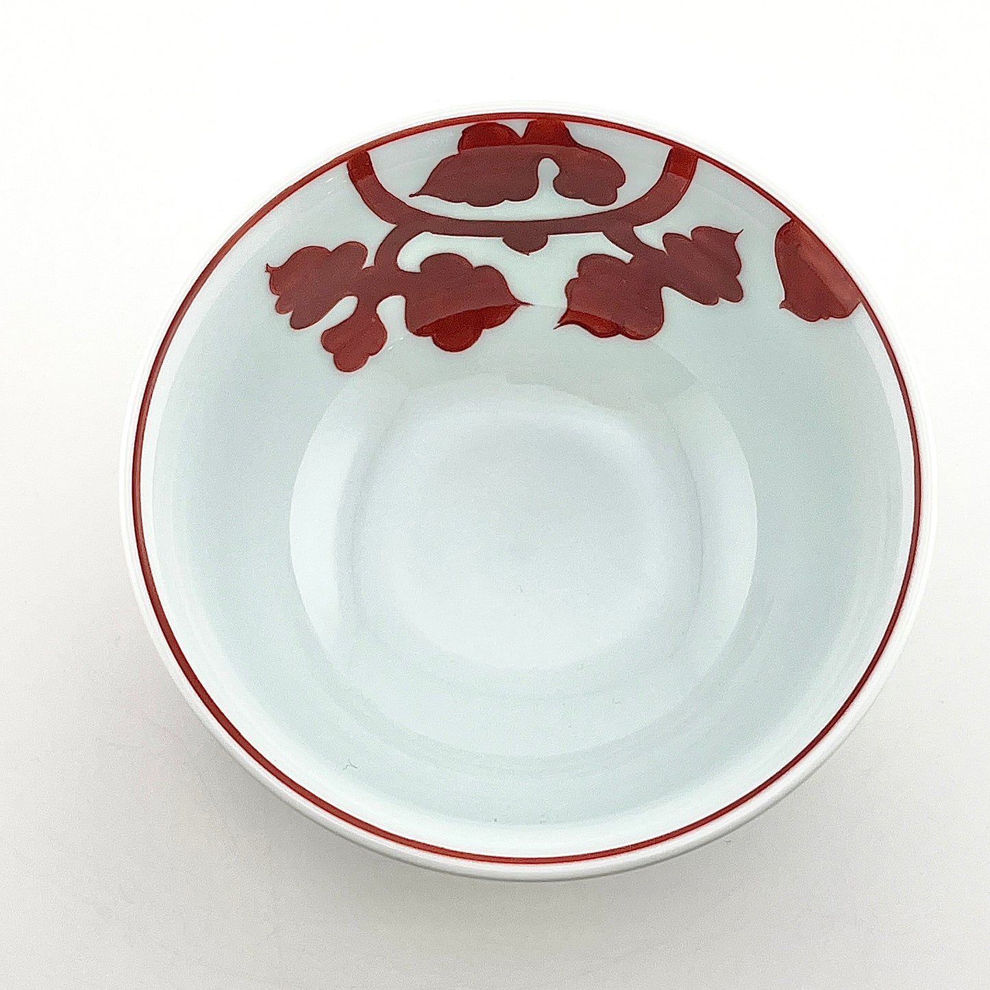 有田焼　源右衛門窯　赤絵唐草文飯碗