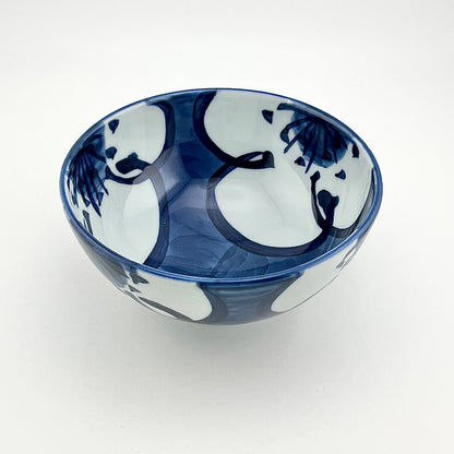 有田焼　源右衛門窯　染付梅絵(小)飯碗