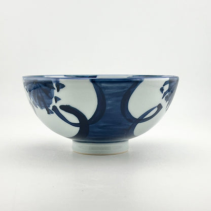 有田焼　源右衛門窯　染付梅絵(小)飯碗