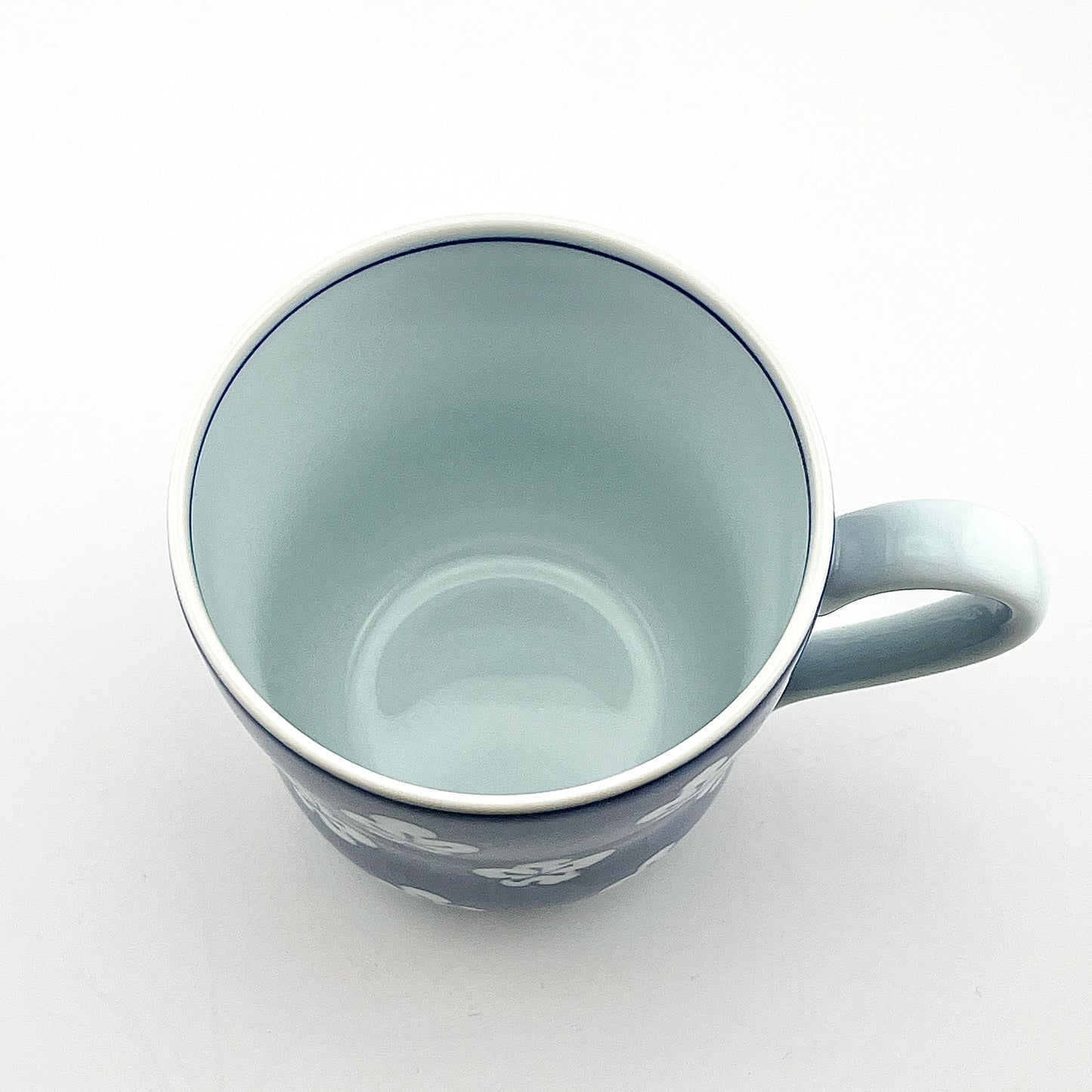 有田焼　源右衛門窯　古染風梅紋マグカップ