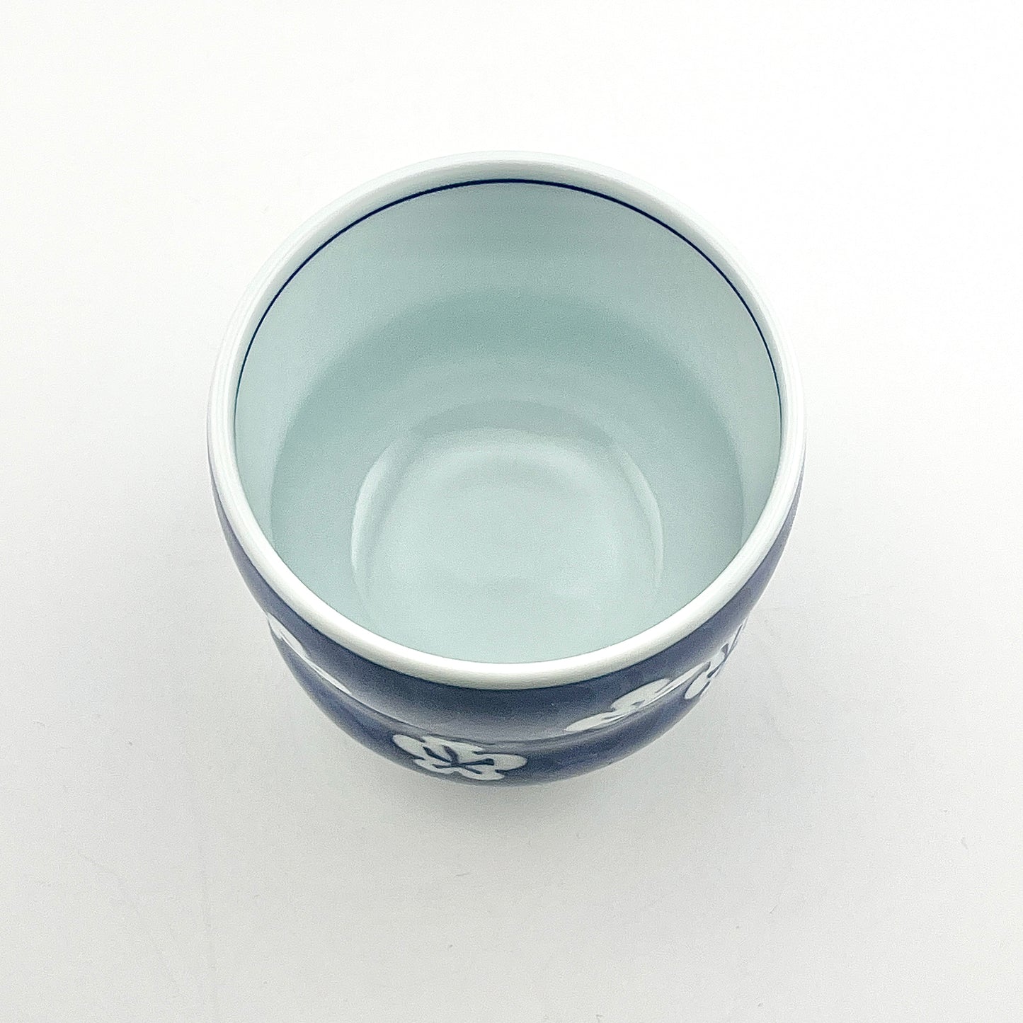 有田焼　源右衛門窯　古染風梅紋湯呑