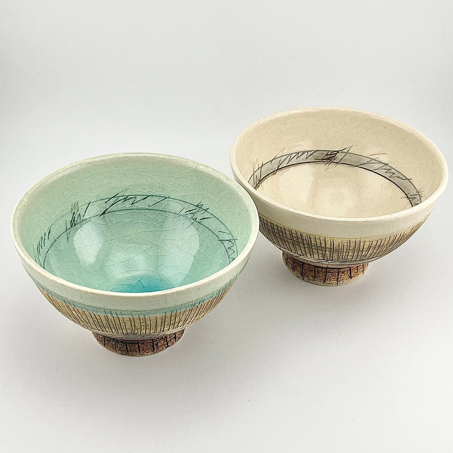 美濃焼　鶴林窯　線刻　飯碗