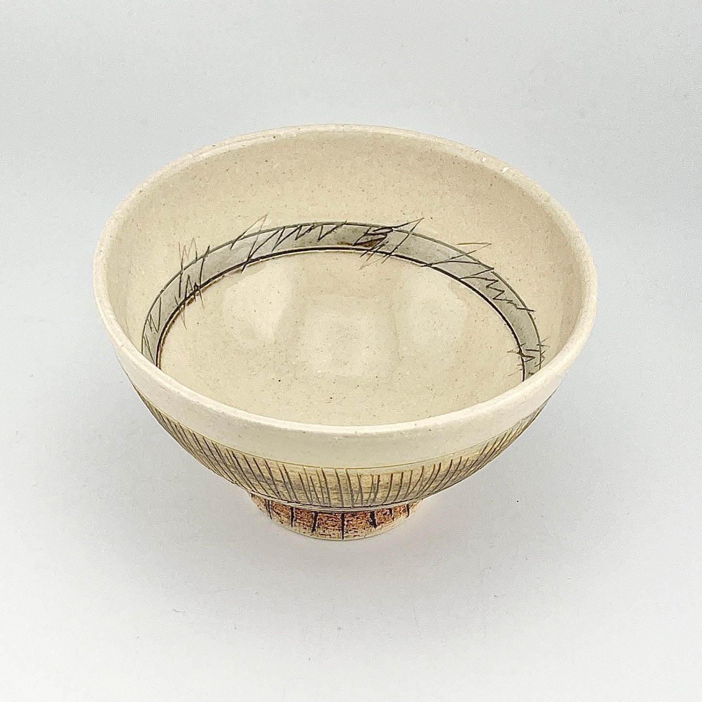 美濃焼　鶴林窯　線刻　飯碗