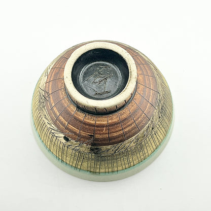 美濃焼　鶴林窯　線刻　飯碗