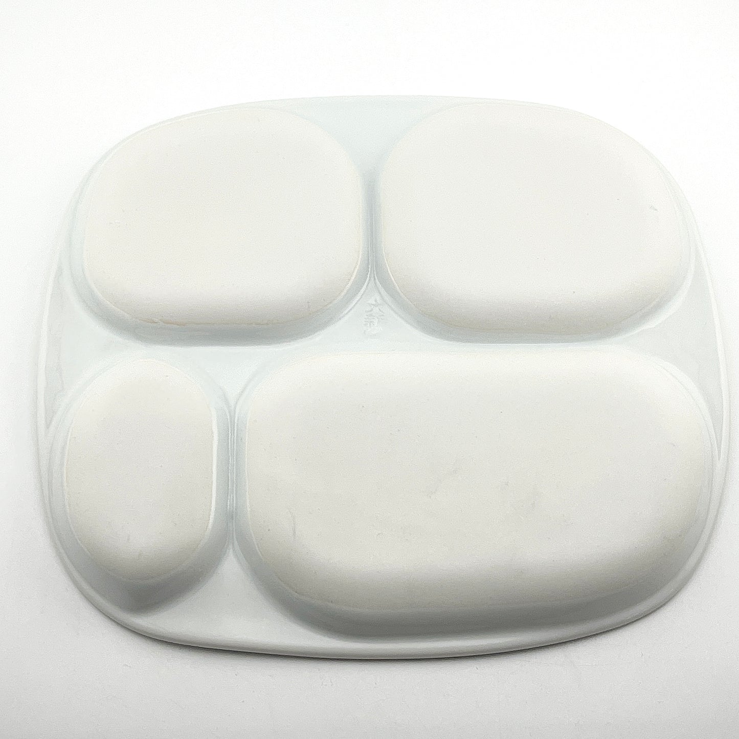 波佐見焼　大新窯　プラキオ　プレート皿