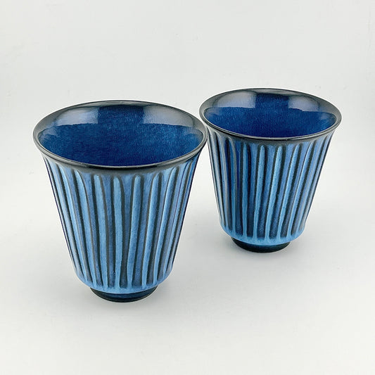 波佐見焼　利左エ門窯　ブルー彫　コップ