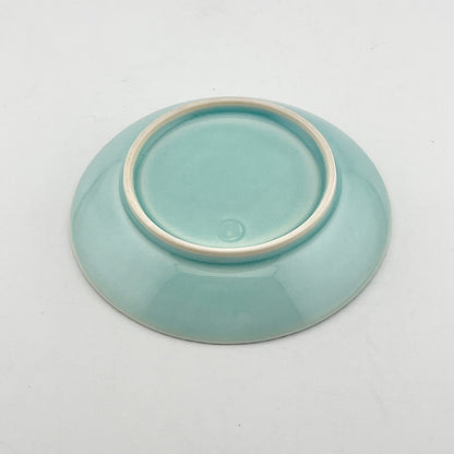 有田焼　梶謙製磁　色釉麻の葉彫　小皿