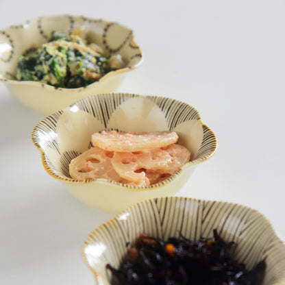 natural69　粉引釉　六方押小付