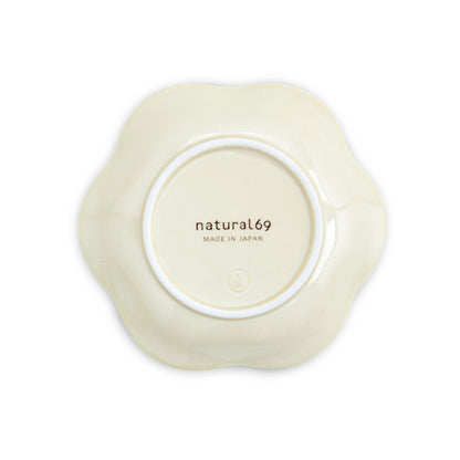 natural69　粉引釉　六方押小皿