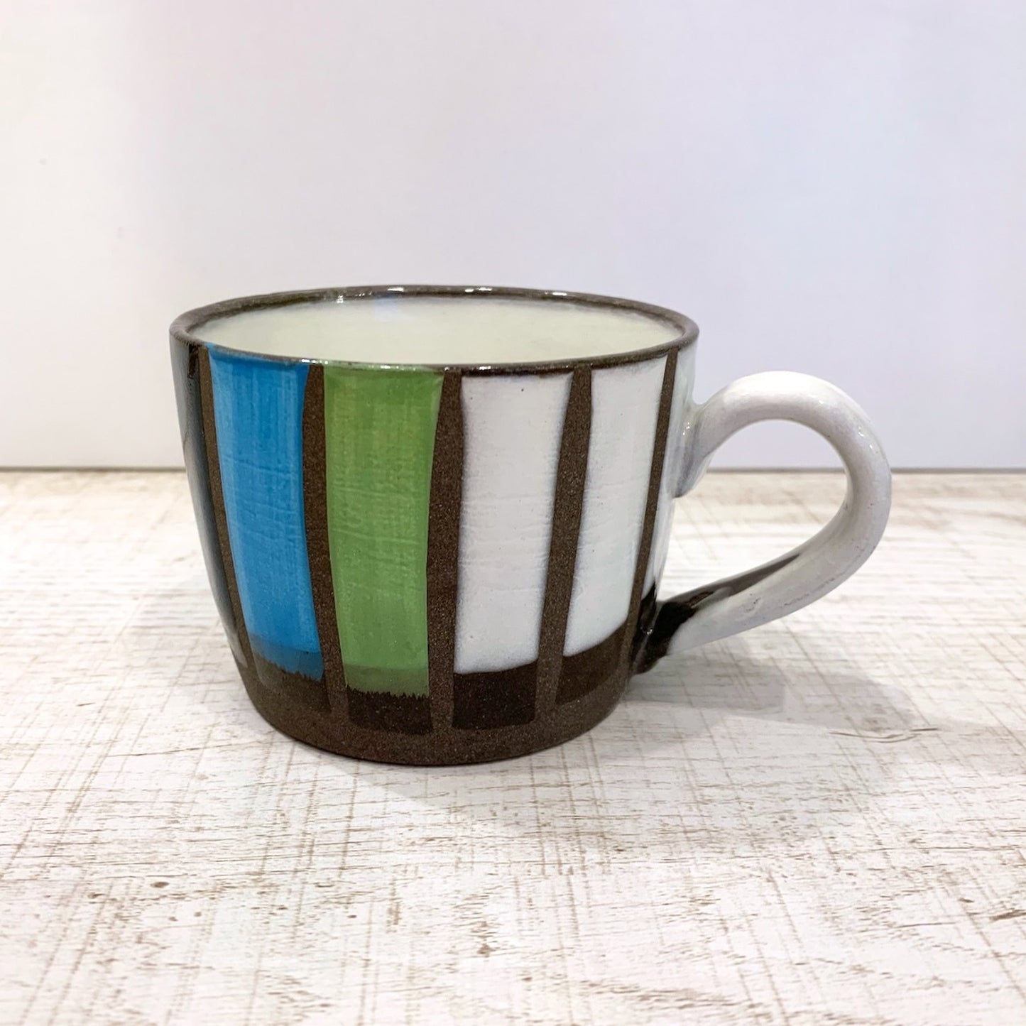 [Hasami ware] [Zuiko] [Water-repellent Togusa] [Mug cup] Cute earthenware