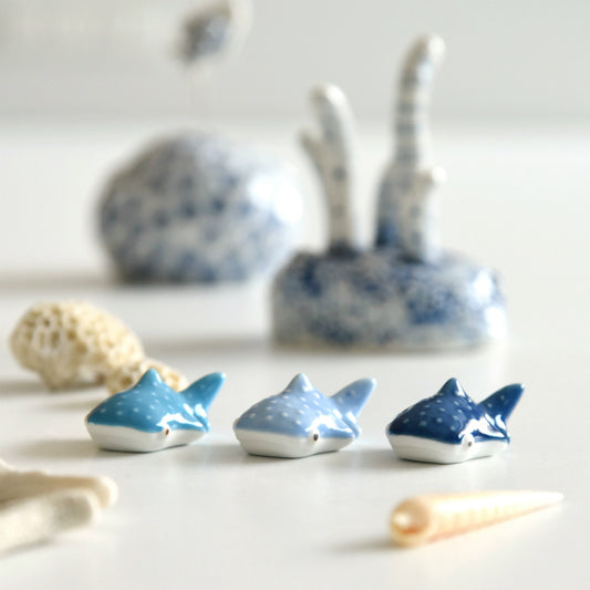 [natural69] [Whale shark] [Chopsticks] Hasami ware fashionable Nordic style blue cute