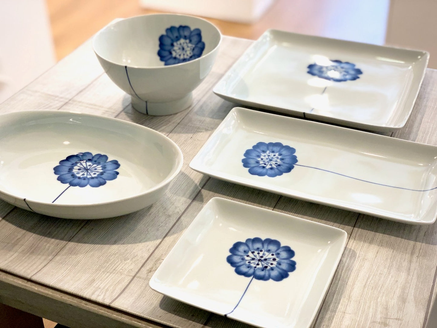 [Hasami ware] [Wazan kiln] [Curry plate] [One flower] Pasta plate Daen plate Deep plate Multi-use plate Boiled W series 可爱时尚 wazan