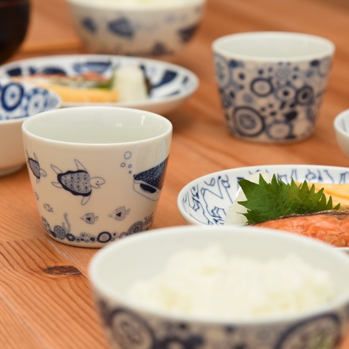 [natural69] [cocomarine] [cup] [capacity approx.200ml] Hasami Yaki Tableware Nordic Stylish Fish Pattern Buckwheat Soba Choco