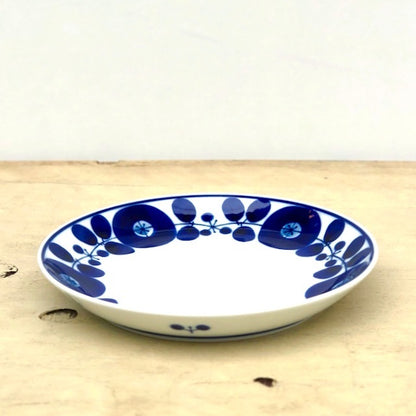 [Hasami ware] [Hakusan pottery] [Bloom] [Plate] [Wreath] [S] [Sold individually] Scandinavian style tableware plate stylish cute