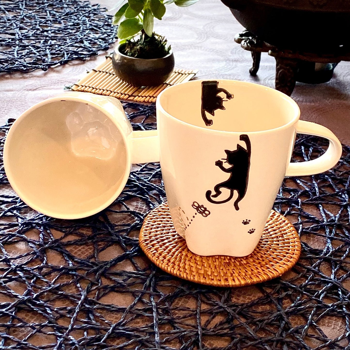 [Kikusho 陶器] [Hasami ware] [挂猫] [爪子马克杯] (Mike Kuro) 猫图案可爱光印花布猫黑猫