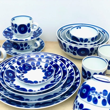 [Hasami ware] [Hakusan pottery] [Bloom] [Free dish] [Wreath] [单独出售] Pasta plate Curry plate 斯堪的纳维亚风格餐具时尚可爱